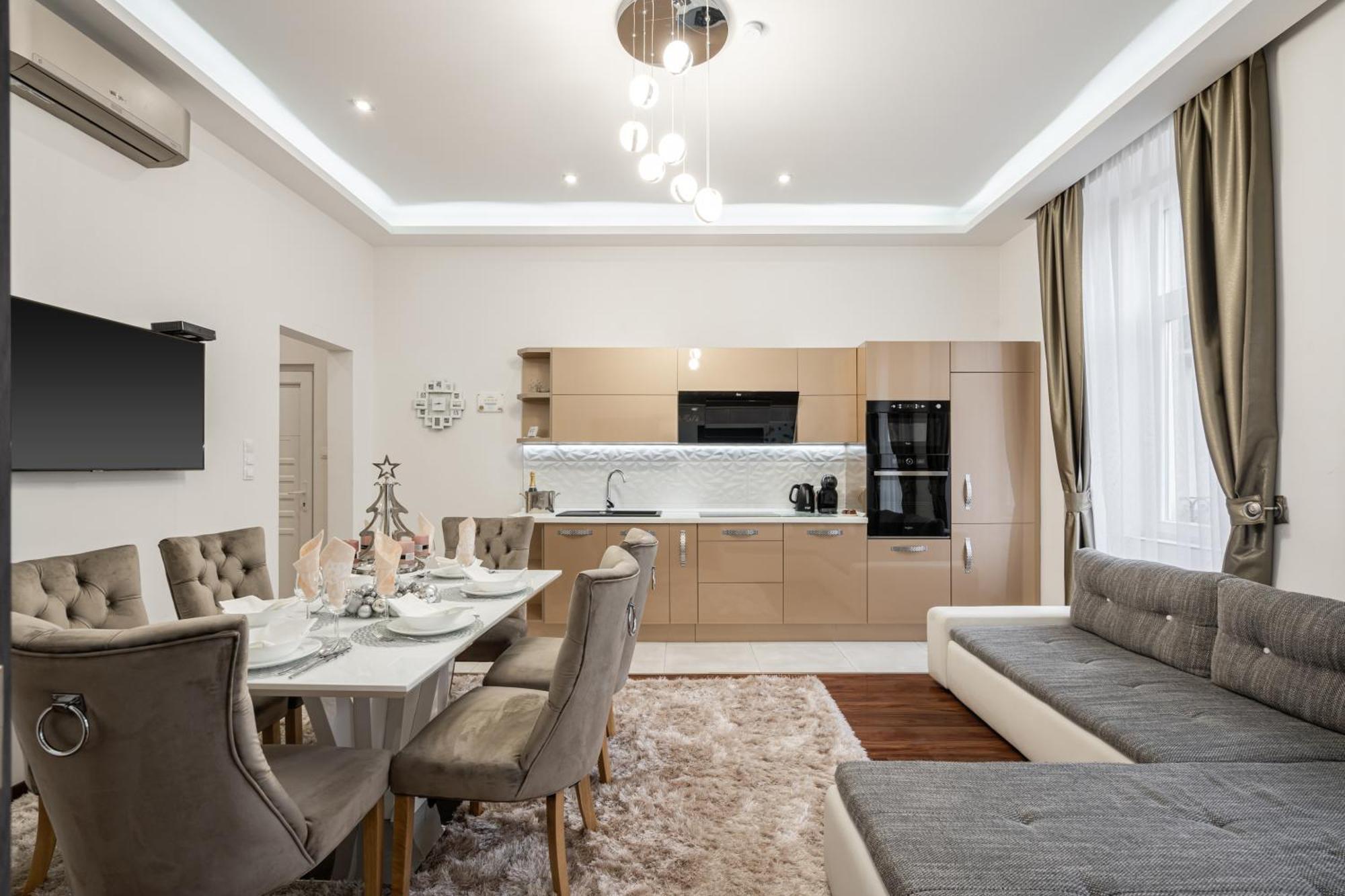Centrum Opera Luxury With Free Garage * Budapest